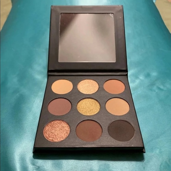 Kylie Cosmetics Sorta Sweet Palette - Picture 1 of 3